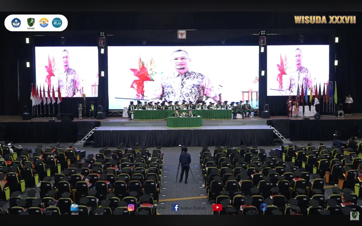 pak benny di wisuda polnes 2025