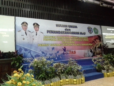 Kuliah Umum POLNES Bekerjasama ASEAN Komunitas Seamolec dengan Pemerintah Kota Bontang