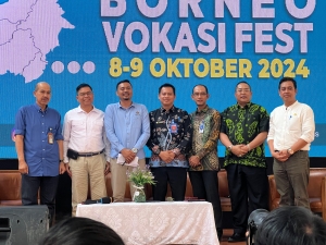 POLNES Beserta Konsorsium PTV Kaltimtara SUKSES Gelar BORNEO VOKASI FEST 2024 di Atrium BIGMALL SAMARINDA Dengan 700 Lebih Lowongan JOBFAIR