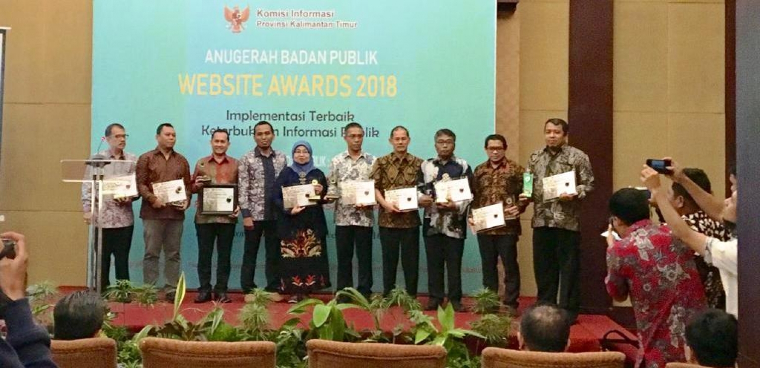 POLNES Raih Penghargaan WEBSITE AWARDS 2018 dari Komisi Informasi